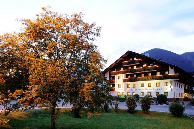 Familien-Landhotel Stern erhält als erster umweltgeprüfter Gastronomiebetrieb Tirols das Österreichische Umweltzeichen - BILD