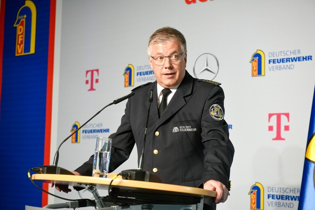 Auswirkungen der weltpolitischen Lage im Mittelpunkt / Erfolgreicher 17. Berliner Abend der deutschen Feuerwehren mit europäischer Beteiligung