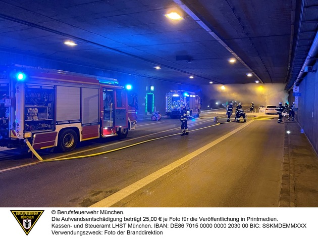 FW-M: BMW brennt im Allacher Tunnel (A99)