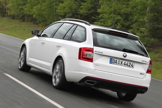 Premiere: SKODA Octavia RS ab sofort mit Allradantrieb bestellbar (FOTO)