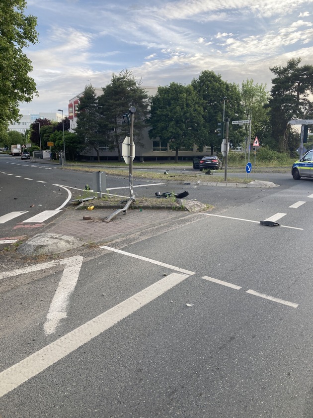 POL-OF: 80.000 Euro Schaden bei zwei Unfallfluchten unter Alkoholeinfluss