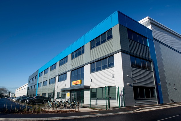 PM: DHL plant den Einsatz von mehr als 1.000 zusätzlichen Roboter in Großbritannien / PR: DHL to deploy 1,000+ additional robots across UK Operations