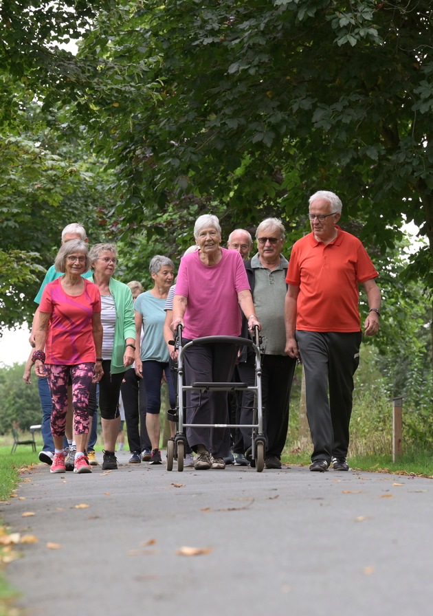 POL-DH: Das Projekt "3.000 Schritte zur Gesundheit" startet 2026 mit einem Besuch im Sanit&auml;tshaus