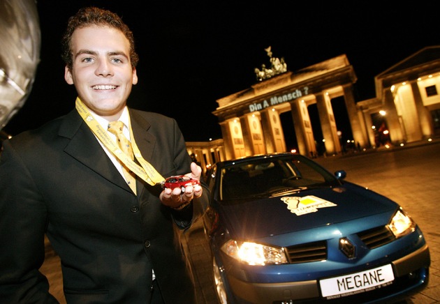 Aktion &quot;Charakter im Fuß&quot; von Renault / Sieger des Fahranfänger-Wettbewerbs in Berlin gekürt