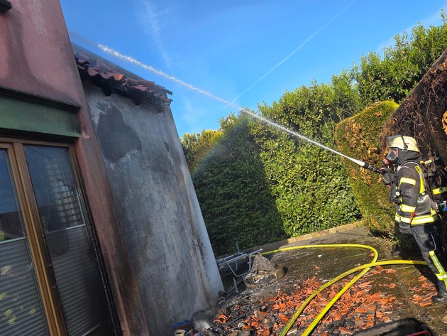 FW Datteln: Dachstuhlbrand