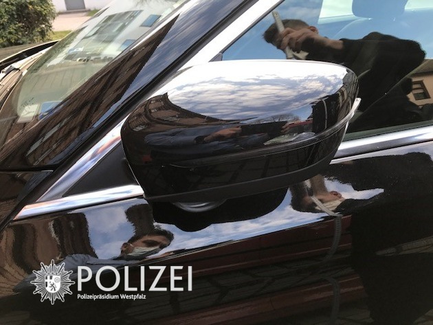 POL-PPWP: Wer hat den BMW beschädigt?