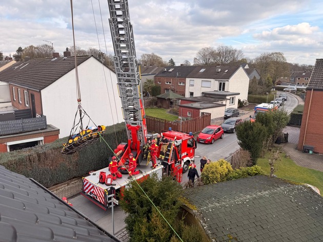FW Datteln: Medizinischer Notfall fordert H&ouml;henretter des Kreises Recklinghausen