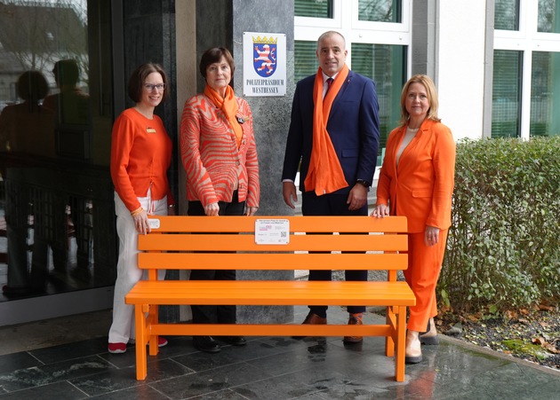 POL-WI: Pressemeldung des Polizeipräsidiums Westhessen: Polizei in Westhessen setzt Zeichen gegen Gewalt an Frauen