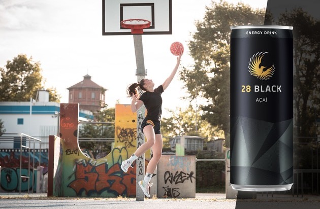 28 BLACK: 28 BLACK Social Media Kampagne: Love for the Game / Energy Drink 28 BLACK startet Social Media Kampagne über Frauen im Basketball