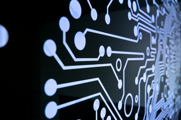 Fachverband der Elektro- und Elektronikindustrie setzt auf Smart-Glass-Lösung von LightGlass - BILD