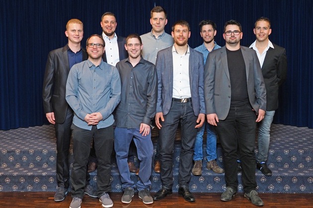Rekord: Swissmechanic diplomiert 81 Produktionsfachleute und Produktionstechniker