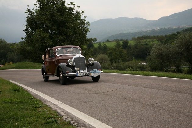 ADAC Deutschland Klassik: Premiere 2010 in Essen / Vier Tage Oldtimer-Wandern rund um Europas Kulturhauptstadt