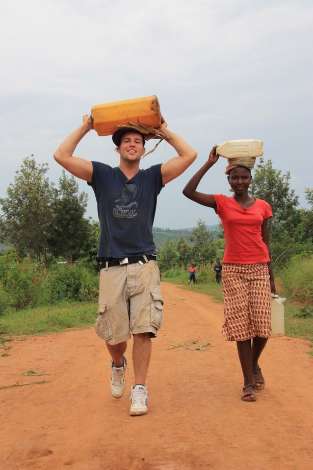 &quot;Endlich Schule! Ben in Ruanda&quot; / KI.KA-Special zum &quot;International Children&#039;s Day of Broadcasting&quot;