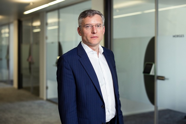 Communiqué presse: Le rapport global LHH : l’IA transforme les métiers plus vite que les collaborateurs ne s’adaptent