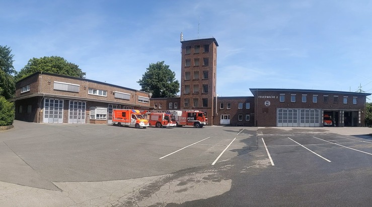 FW-E: Pfarrei St. Josef und Feuerwehr Essen prüfen gemeinsame Entwicklung des Standorts St. Franziskus in Essen-Bedingrade