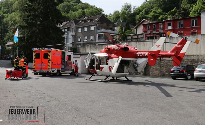 FW-MK: Kind angefahren, Rettungshubschraubereinsatz