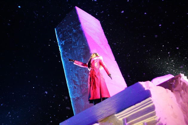 Spiel auf dem Schnee in Lech am Arlberg - Bregenzer Festspiele präsentierten &#039;eiskalte Operndelikatessen&#039;