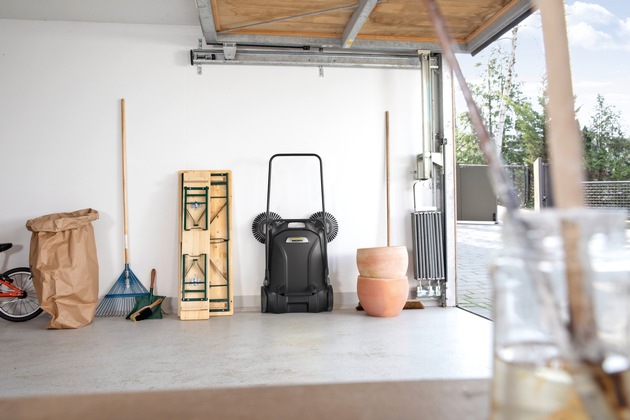 Pressemitteilung: Kehrmaschinen-Sondermodell S 4 Twin Go!Further von K&auml;rcher