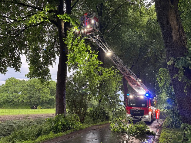 FW Datteln: Gewitterzelle trifft Dattelner Stadtgebiet