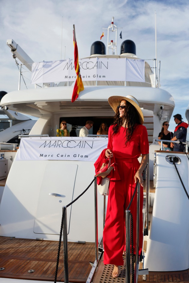 Marc Cain inszeniert neue Glam-Kollektion auf Ibiza