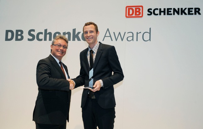 DB Schenker Award 2012 geht an Dr. Sönke Behrends