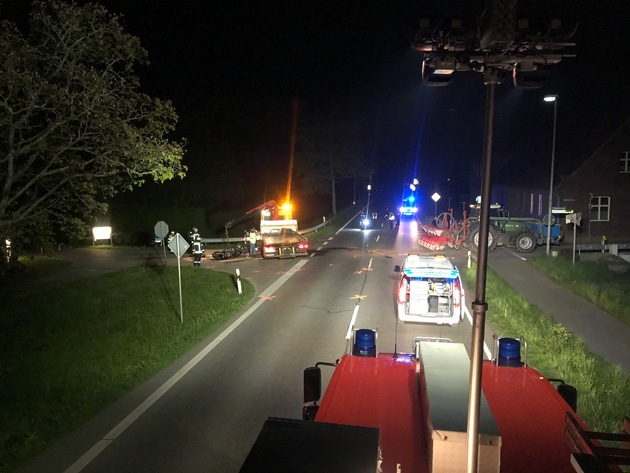 Feuerwehr Weeze: Schwerer Verkehrsunfall mit Todesfolge