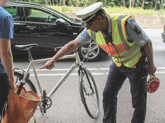 POL-BO: &quot;Aktionstag Fahrrad und Pedelec&quot;: Polizei kontrolliert 440 Zweiräder und sensibilisiert für Gefahren