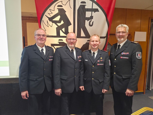 FW-ROW: Kreisfeuerwehr Rotenburg (W&uuml;mme): R&uuml;ckblick, Herausforderungen und klare Perspektiven bei der Dienstversammlung 2026