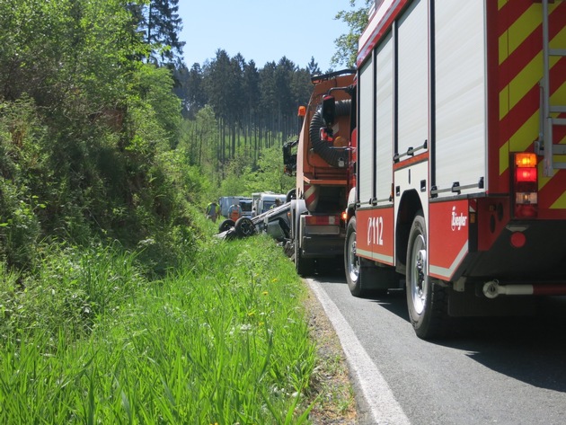 FW-AR: Verkehrsunfall auf dem &quot;Ochsenkopf&quot; fordert Verletzte