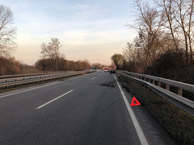 POL-PDWO: Verkehrsunfall beim Überholen auf der B9 in Fahrtrichtung Ludwigshafen