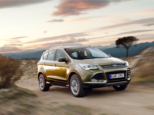 Der neue Ford Kuga: Die zweite Modellgeneration des sportlichen Crossover-Modells startet bei 20.990 Euro (BILD)