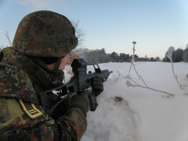 Deutsche Marine - Bilder der Woche: Bootsmannsanwärter der Marine im Schnee