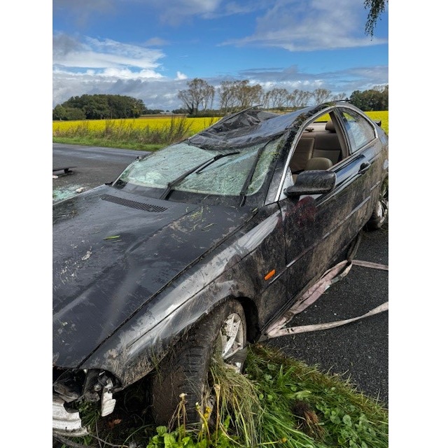 POL-STD: Drei Verletzte bei Unfall in Harsefeld - Griemshorst, Hochwertiger Porsche in Stade entwendet, Wohnmobil in Jork entwendet