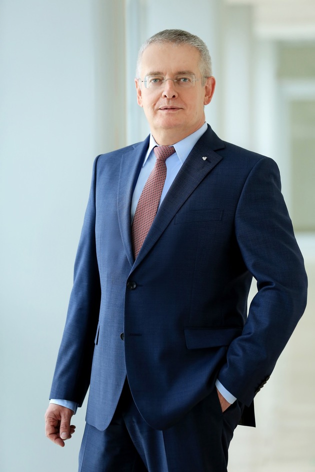 Michael Baulig neuer Vorstandsvorsitzender der uniVersa