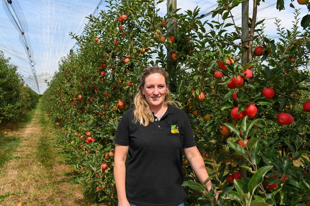 Netto Marken-Discount unterstützt Tafelobst-Initiative von „Landwirtschaft für Artenvielfalt“ - BioBio-Tafeläpfel für mehr Artenvielfalt im Netto-Regal
