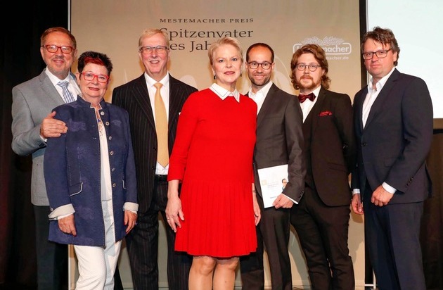 Mestemacher GmbH: Preis für MÜTTERORGANISATION / Mestemacher startet mit neuem Preis bei der 15. Verleihung "Mestemacher Preis Spitzenvater des Jahres"