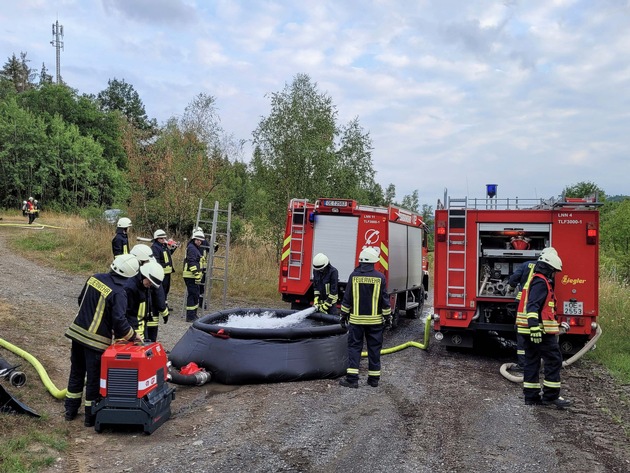 FW-OE: Waldbrandübung des Einsatzbereichs 1 in Meggen