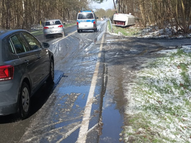 POL-CE: Verkehrsunfall mit ungekipptem Transporter zwischen Groß Hehlen und Scheuen