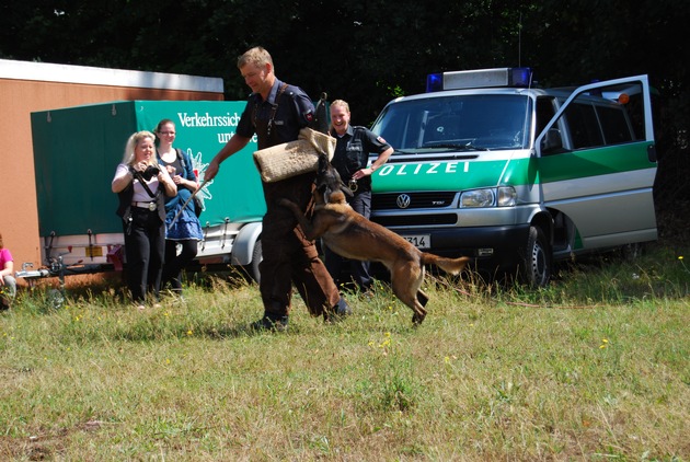 POL-WL: Buchholz - Zeugen nach Waldbrand gesucht ++ Garlstorf - 43 Raser geblitzt ++ Winsen/L. -  Polizei und Verkehrswacht veranstalten Polizeiralley