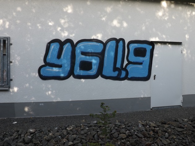 POL-LDK: ++ Graffitis in Erda ++ Radmuttern gelöst ++ Illegale Entsorgung in Aßlar und Dillenburg ++ Gegen Pfosten gefahren ++