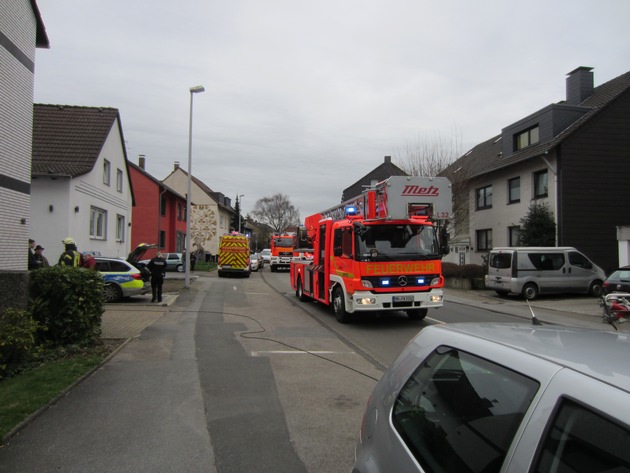 FW-MH: Schulgebäudebrand und Heimrauchmelder lösen zwei Brandeinsätze aus!