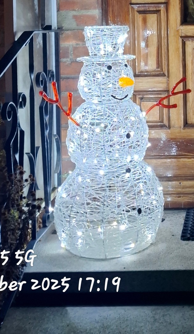 POL-NB: Fahndung nach Schneemann