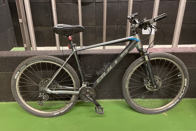 POL-DA: Darmstadt: Fahrrad sichergestellt/ Polizei sucht nach den Eigentümern