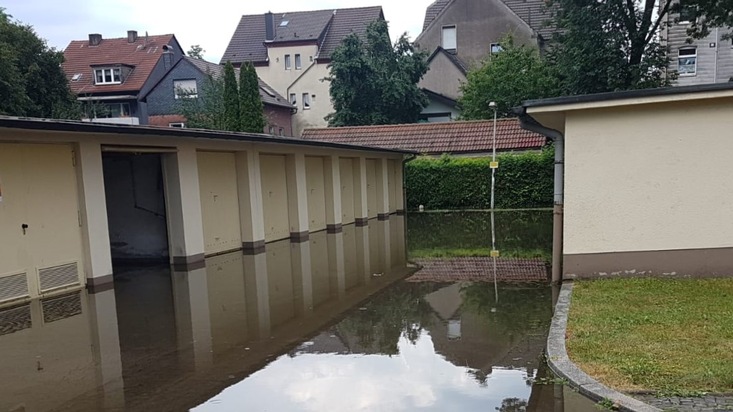 FW-BO: Starkregen in Bochum Langendreer und Querenburg