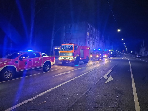 FW Datteln: Brandmeldeanlage und schwerer Verkehrsunfall fordern die Dattelner Brandschützer