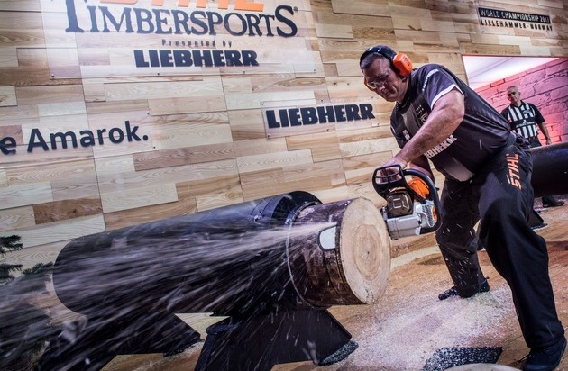 STIHL TIMBERSPORTS Series: STIHL TIMBERSPORTS® Weltmeisterschaft 2017: Jason Wynyard zum neunten Mal Einzelweltmeister - Neuseeland entthront Australien im Teamwettbewerb