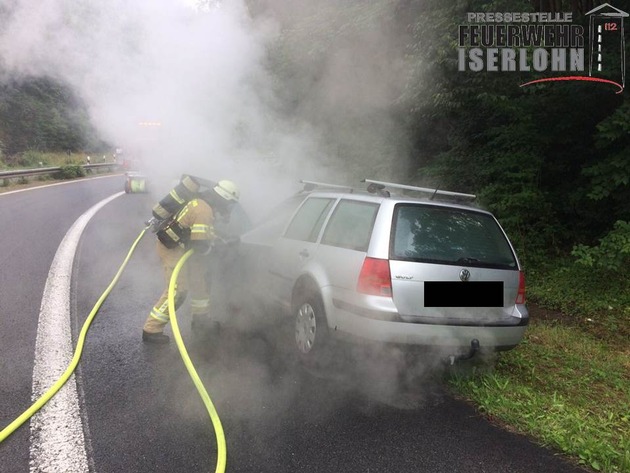 FW-MK: PKW Brand auf der Autobahn