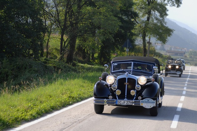 ADAC Deutschland Klassik: Premiere 2010 in Essen / Vier Tage Oldtimer-Wandern rund um Europas Kulturhauptstadt