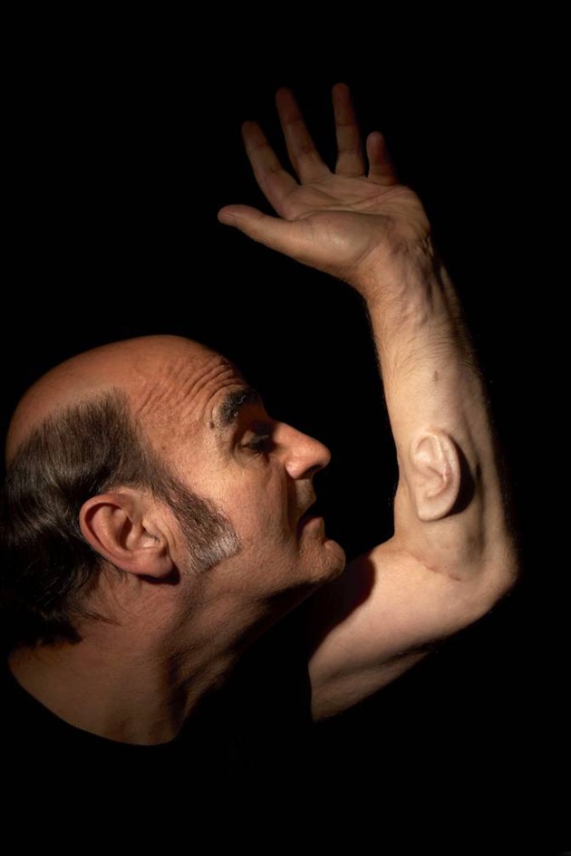 Das Migros-Kulturprozent präsentiert zwei multimediale Vorträge des australischen Künstlers Stelarc

Der Körper als Schnittstelle von Kunst, Wissenschaft und Technik