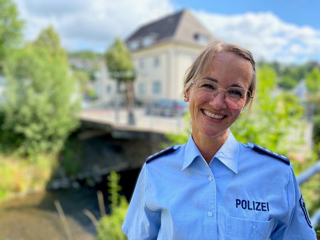 POL-HSK: Sunderns neue Polizeichefin